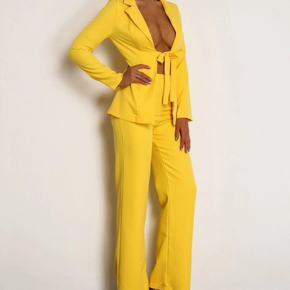 Knotted Blazer & Straight Leg Pant Suit